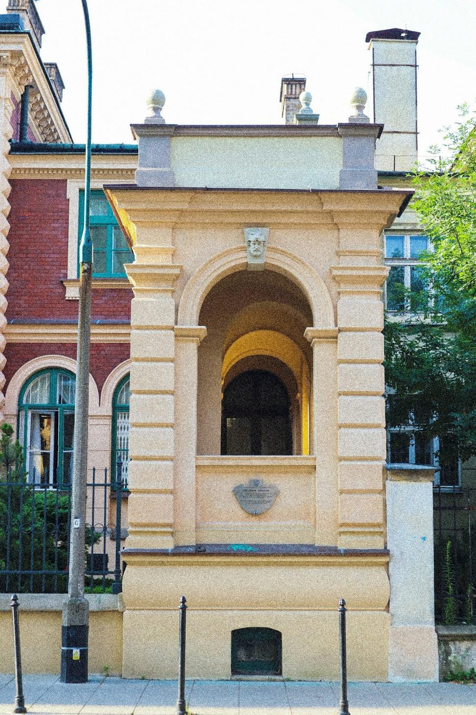 Queen West Restoration